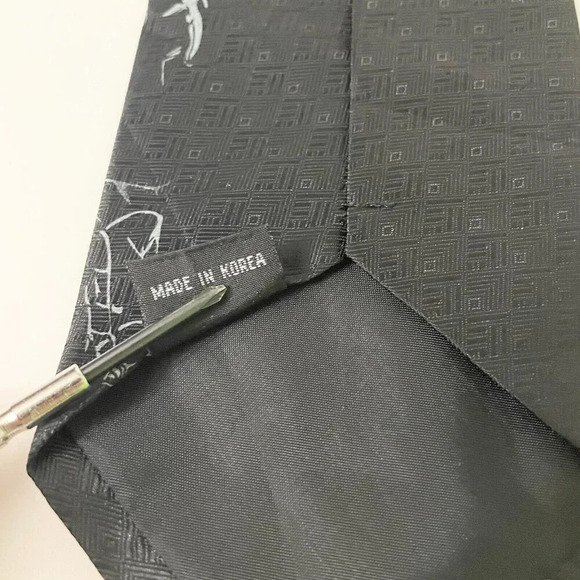 Star Wars Mens Neck Tie The Dark Side Ralph Martin 56 Inch - Picture 10 of 16